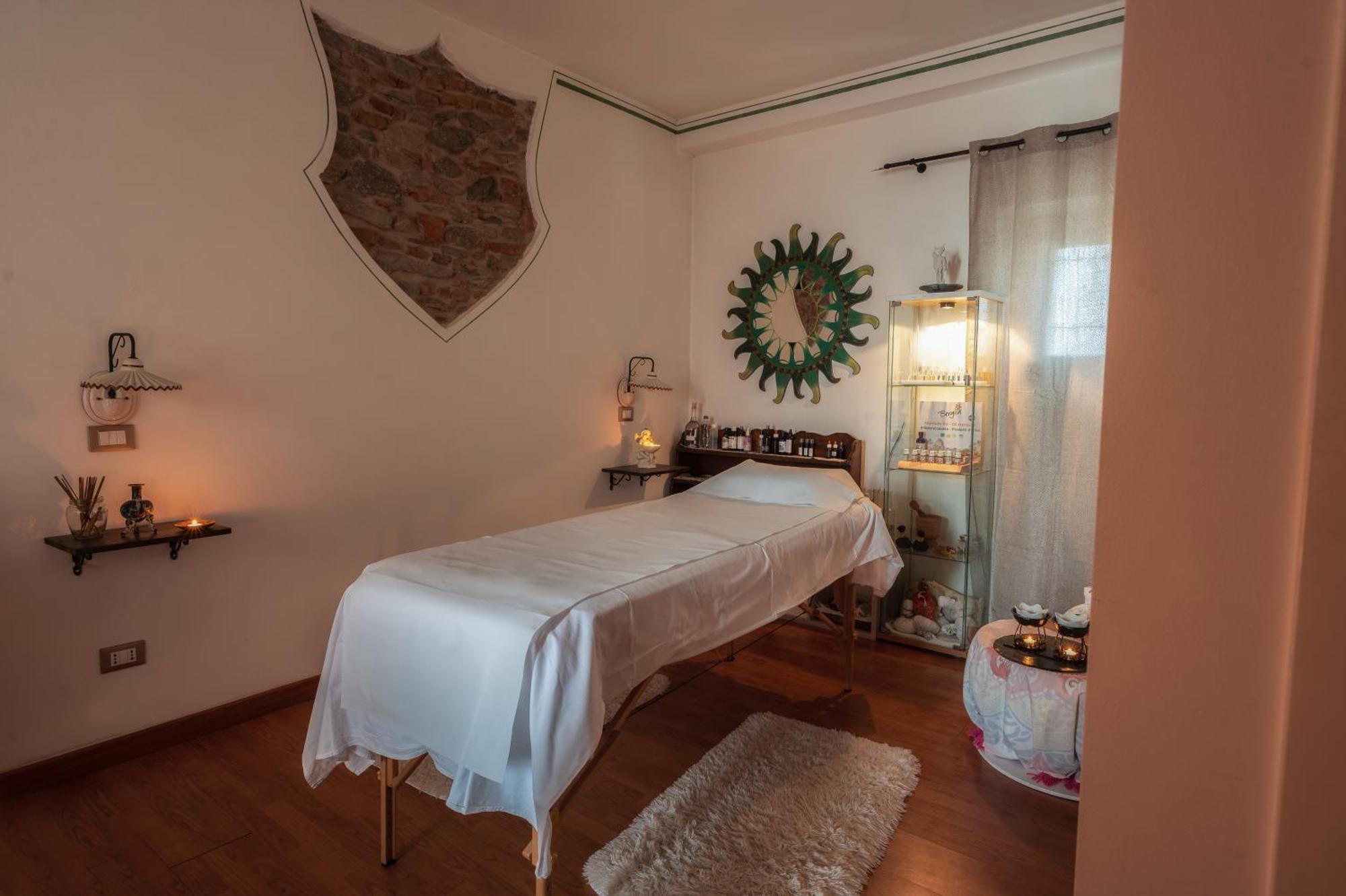 B&B Al Castello Casale Litta ภายนอก รูปภาพ
