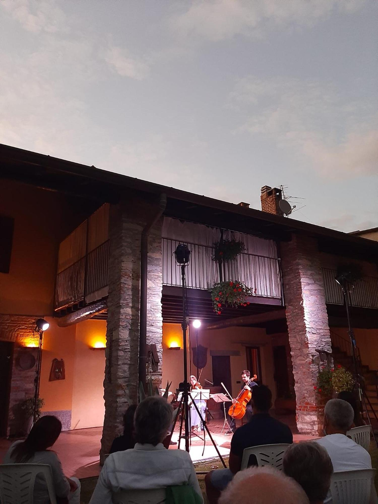 B&B Al Castello Casale Litta ภายนอก รูปภาพ